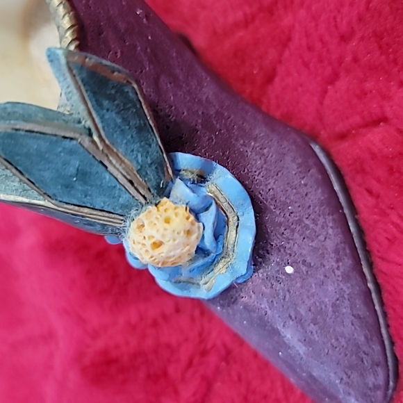 Mini 20s Feather Shoe Figurine From Chosen Treasures 4 You series. - Picture 5 of 6